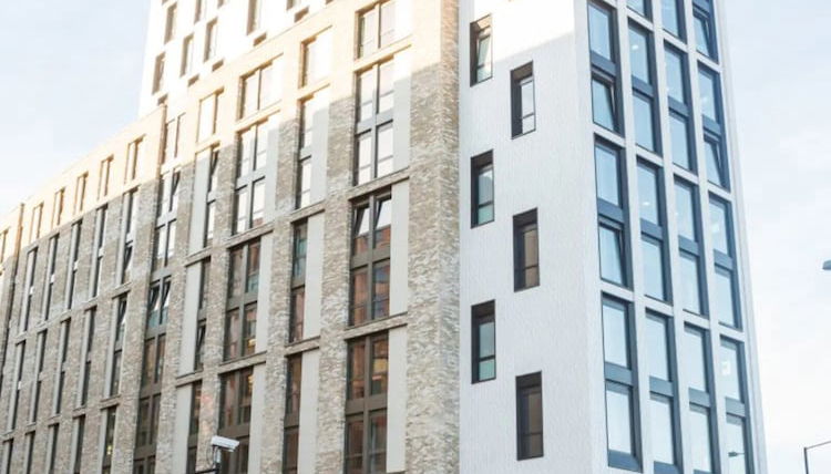 Photo 1 - For Students Only Chic Studios and Ensuites at Chapter Highbury II in London