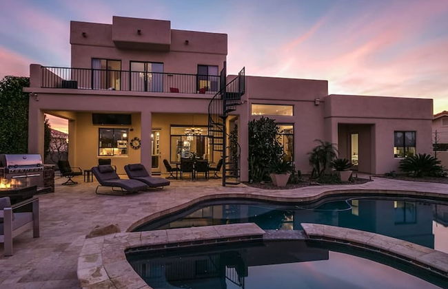 Luxury Contemporary Sanctuary w/ Pool and Views! - Photo 1