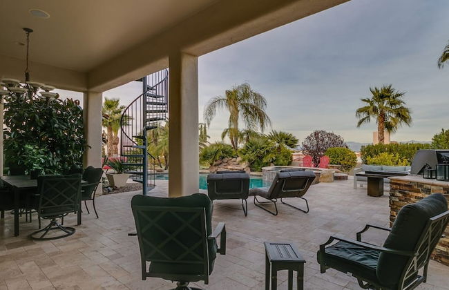Luxury Contemporary Sanctuary w/ Pool and Views! - Photo 49