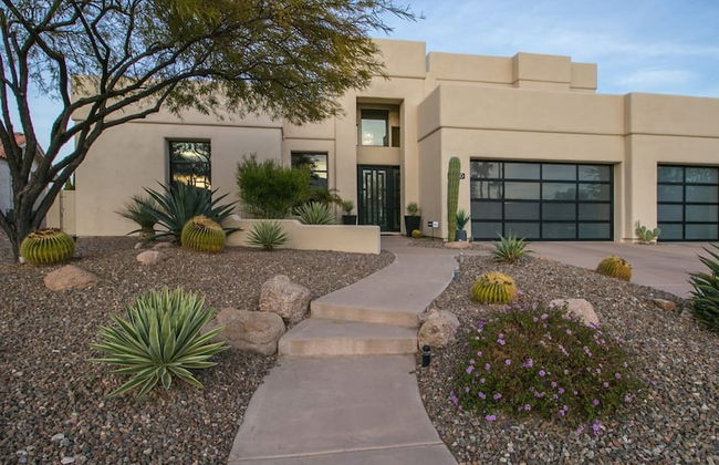 Luxury Contemporary Sanctuary w/ Pool and Views! - Photo 50