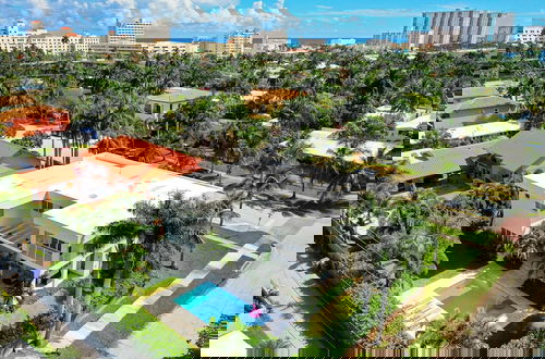Foto 1 - Luxurious Beach Retreat w/ Heated Pool&basketball