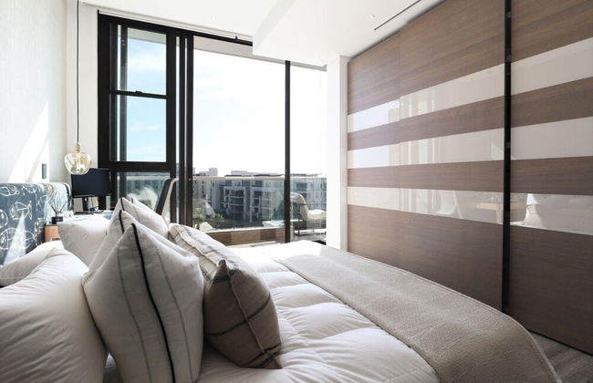 Precinct Corner Two Bedroom Waterfront Apartment - 302 - Foto 1