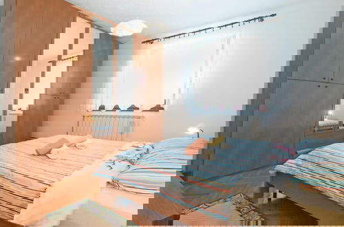 Foto 4 - Bright Apartment With Garden and Balcony