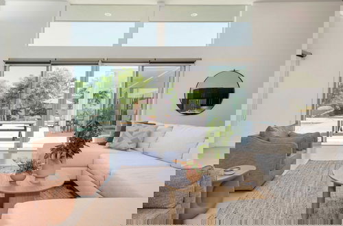 Foto 30 - Sleeps 28! 2 Luxe Villas w/ Pool & Putting Green Polo Villas Nova by Avantstay