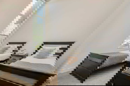 Photo 62 - Sleeps 28! 2 Luxe Villas w/ Pool & Putting Green Polo Villas Nova by Avantstay