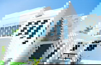 Foto 2 - The W Villa 5 B R Oceanfront w Staff