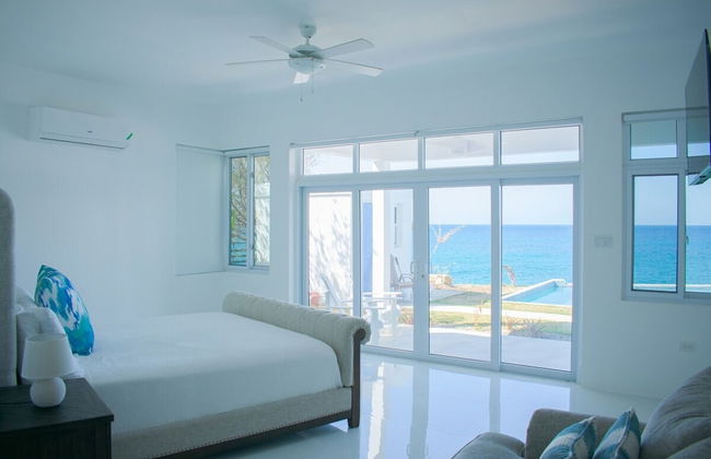 The W Villa 5 B R Oceanfront w Staff - Foto 10