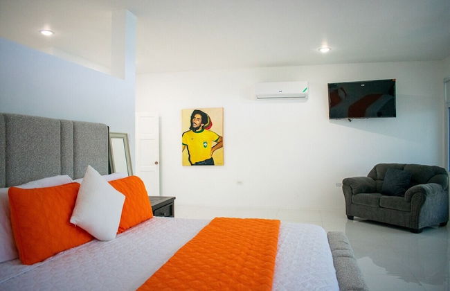 The W Villa 5 B R Oceanfront w Staff - Foto 13
