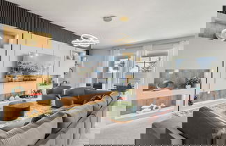 Foto 1 - Ultimate 10 Bed Luxury Retreat With Epic Playroom
