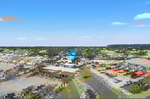 Foto 65 - Escape to Sand Dollar Holler: Coastal Retreat, 3 Beds, 2.5 Baths, Sleeps 10!