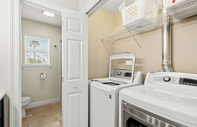 Escape to Sand Dollar Holler: Coastal Retreat, 3 Beds, 2.5 Baths, Sleeps 10! - Photo 41