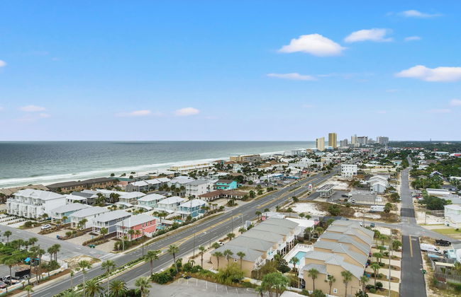 Escape to Sand Dollar Holler: Coastal Retreat, 3 Beds, 2.5 Baths, Sleeps 10! - Photo 73
