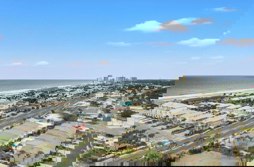 Foto 70 - Escape to Sand Dollar Holler: Coastal Retreat, 3 Beds, 2.5 Baths, Sleeps 10!