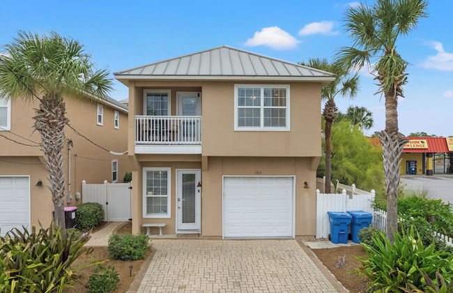 Escape to Sand Dollar Holler: Coastal Retreat, 3 Beds, 2.5 Baths, Sleeps 10! - Foto 67