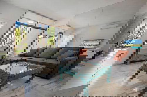 Foto 1 - La Alcazaba Sleek Apartment in Marbella - Ref M48