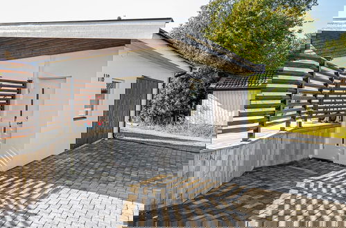 Photo 27 - Modern Villa With Jacuzzi
