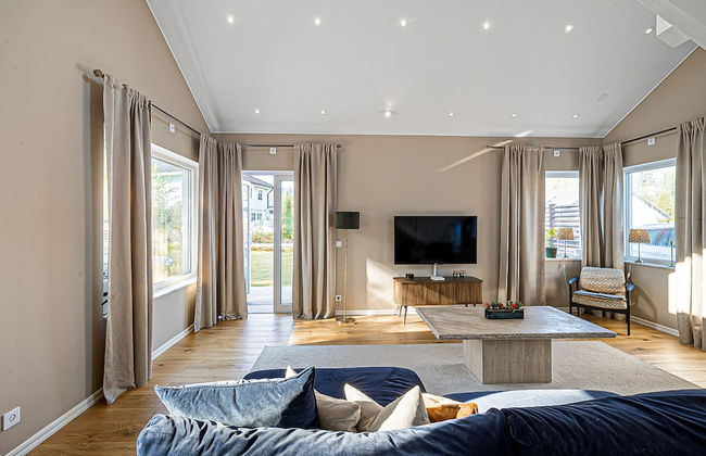 Modern Villa With Jacuzzi - Foto 12
