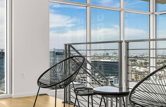 @marbella Lane - Chic 2BR Penthouse w/ Ocean Views - Foto 35