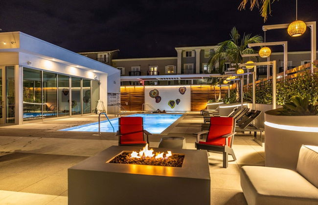 @marbella Lane - Chic 2BR Penthouse w/ Ocean Views - Foto 79