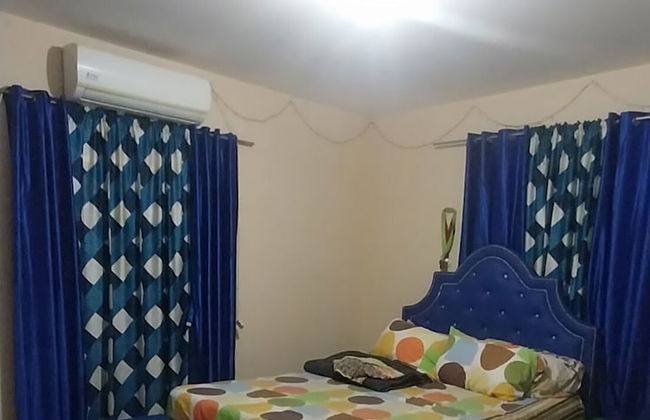 Charming Piarco Home With Garden View - Foto 2