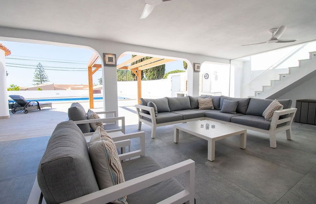 Lavanda Magnificent Five Bedroom Villa in Carvoe - Foto 12