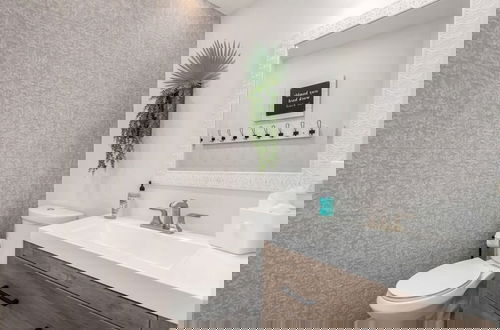 Photo 38 - The Larkspur 2 Masters Heated Pool Gameroom