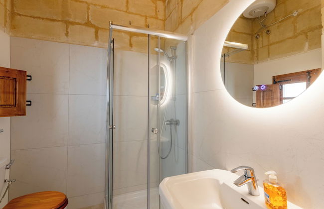 Bebbuxija Pool Farmhouse Gozo - Photo 16