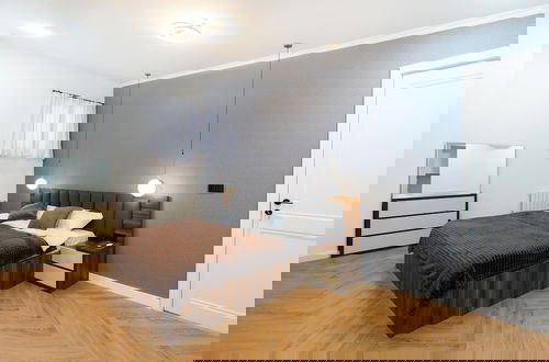 Foto 12 - Chic & Modern 4BR Home in Old Tbilisi