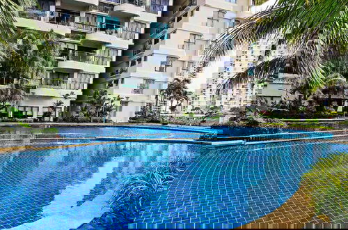 Photo 44 - Country Garden Danga Bay by Widebed JB