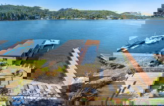 Photo 1 - Lakefront Luxury Stunning Views Dock Hot Tub