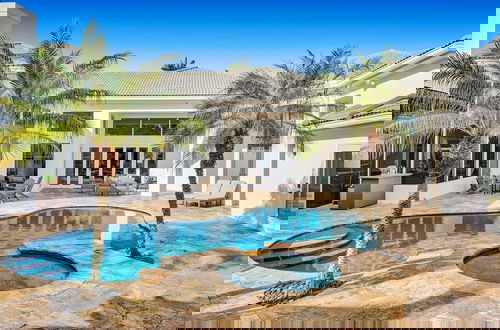 Foto 5 - Sophia's Luxury Compound Resort w/ Heated Pool!