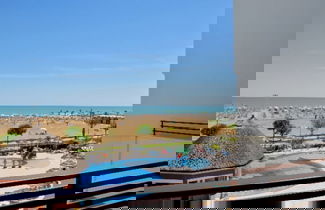 Photo 1 - Chic Seaview Apartment With Private Terrace
