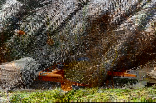 Foto 16 - Dream By The Stream In A Yurt