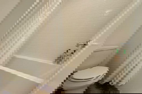 Photo 11 - Private Room With Shared Bathroom