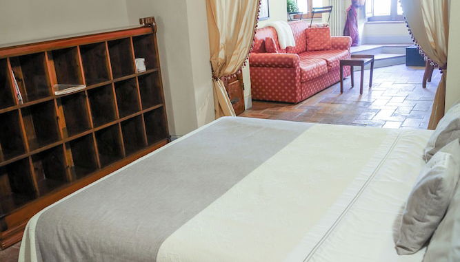 Foto 1 - PienzaLettings Suites