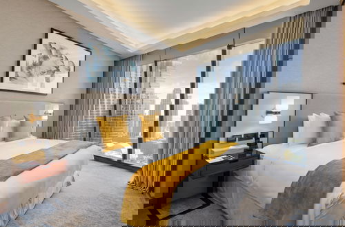 Foto 6 - Maison Privee - Luxury Apt w/ Spectacular Burj Khalifa Views