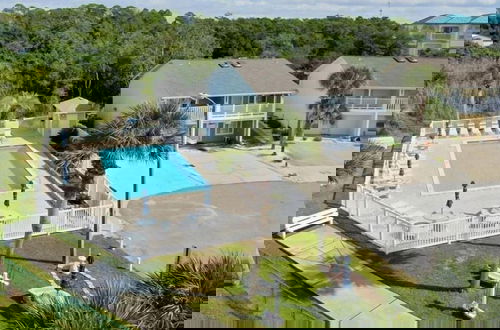 Foto 18 - Searenity Awaits: 2-bd, 2-ba Coastal Escape! Perfect for 5! Pet Friendly!