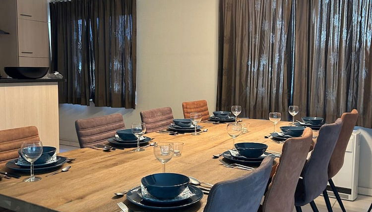 Foto 1 - Huswell - Spacious 3-bedroom Duplex Apartment
