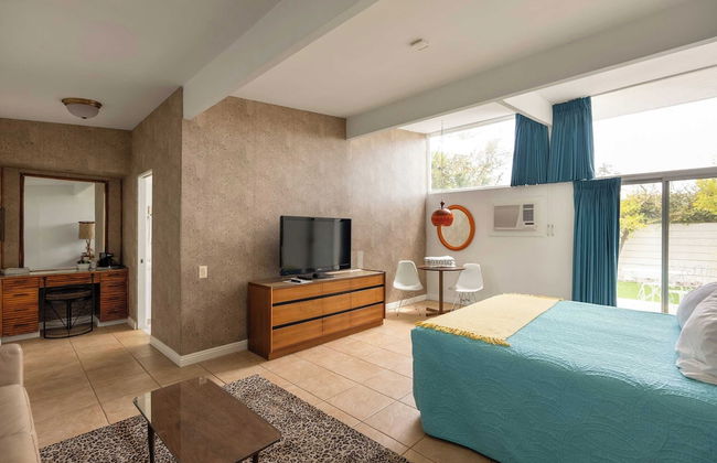 The Monkey Tree Hotel Buyout by Avantstay Entire Hotel Buyout! Funky Rooms w/ Modern Amenities! - Foto 15