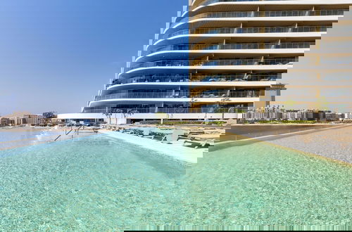Foto 27 - Maison Privee - Waterfront Living w/ Unparalleled Sea and Palm Vws