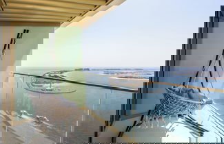 Foto 1 - Maison Privee - Waterfront Living w/ Unparalleled Sea and Palm Vws