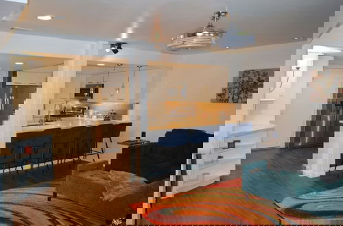 Photo 5 - 2BD Ground Floor Condo in Gated Gardens Pool Spa