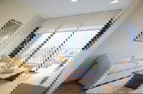 Photo 1 - w Majestic 1BR w Modern Pool in Miraflores