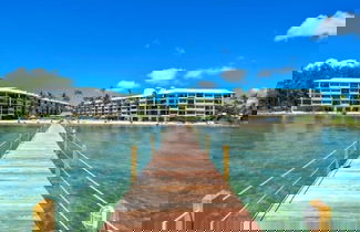 Foto 1 - Direct Oceanfront With Private Staircase To Beach Prestigious Islamorada Condocomplex 2 Bedroom Condo by RedAwning