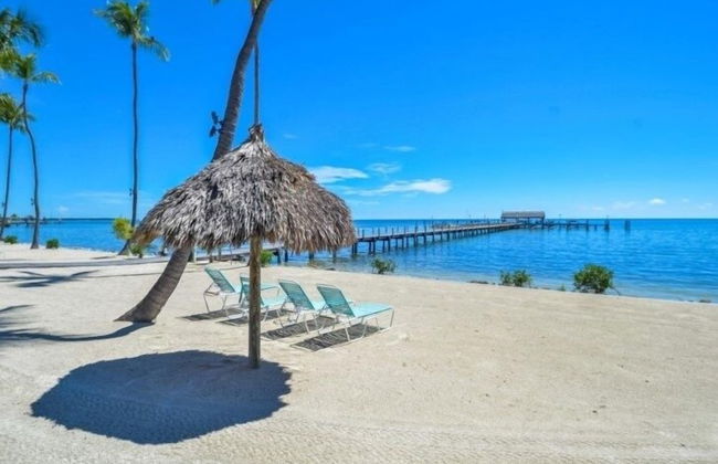 Direct Oceanfront With Private Staircase To Beach Prestigious Islamorada Condocomplex 2 Bedroom Condo by RedAwning - Foto 21