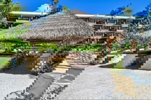 Foto 23 - Direct Oceanfront With Private Staircase To Beach Prestigious Islamorada Condocomplex 2 Bedroom Condo by RedAwning