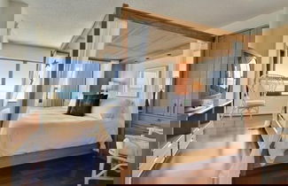 Foto 2 - Direct Oceanfront With Private Staircase To Beach Prestigious Islamorada Condocomplex 2 Bedroom Condo by RedAwning