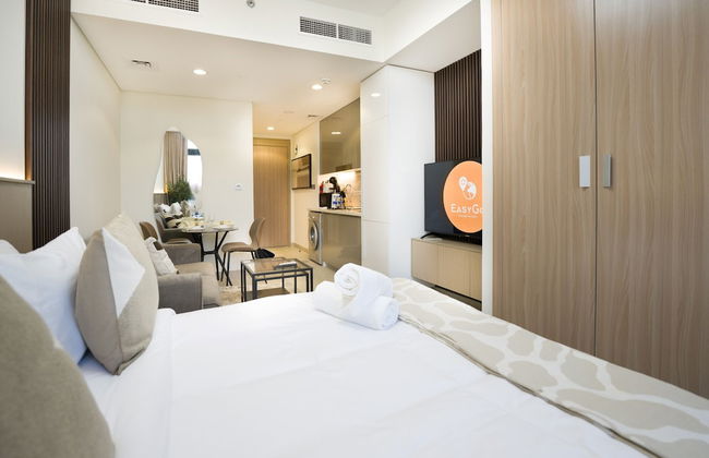 Easygo- STU in Lavish com Azizi Riv9,08 - Foto 15