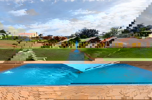 Foto 43 - Chácara com 4 Chalés grande piscina