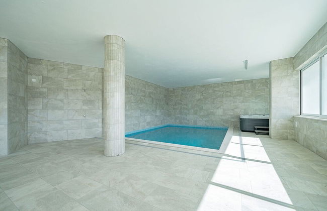 Lagos Marina View 4 With Pool by Homing - Photo 37